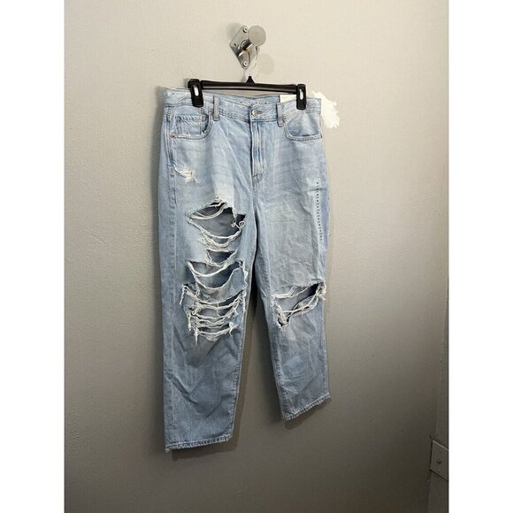 American Eagle Mom Straight Jean Blue Daylight Size 10 /30W Distressed Legs - Picture 2 of 16